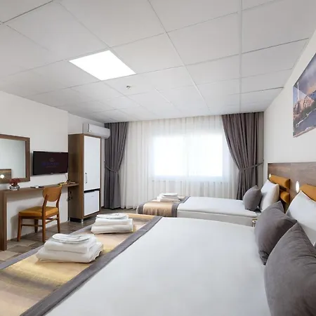 Grand Gulluk Hotel City Center Antalya Hotel 4*