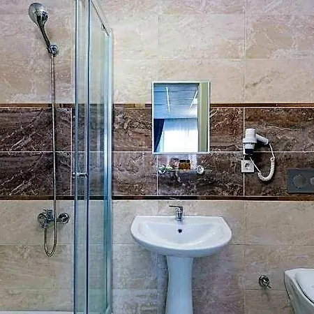 Hotel River Elite