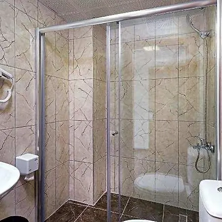 Hotel River Elite