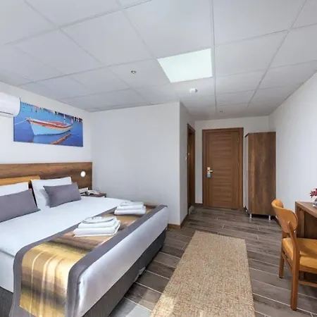 Hotell Grand Gulluk Center 3*