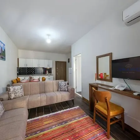 Hotell Grand Gulluk Center