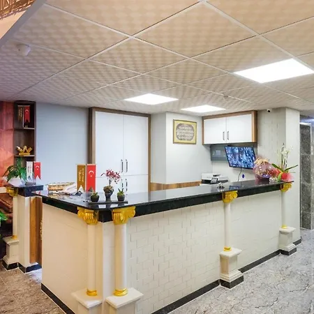 Grand Gulluk & Center