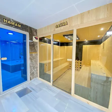 Grand Gulluk & Center Hotel 4*